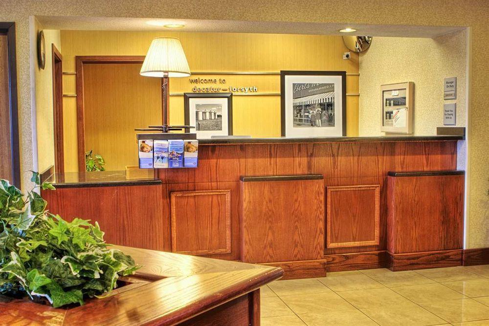 Hampton Inn Decatur/Forsyth Interior foto